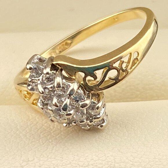Vtg. Feature Ring Co. Designer 14K Yellow Gold 13 Diamond 0.21 Ct Bypass Sz.6 - Picture 10 of 16